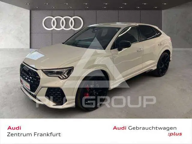 2023 Audi RSQ3