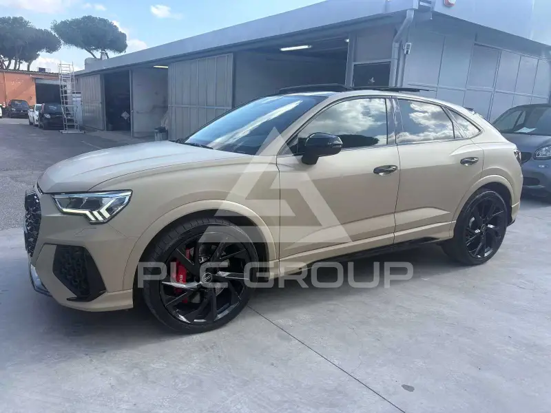 2023 Audi RSQ3