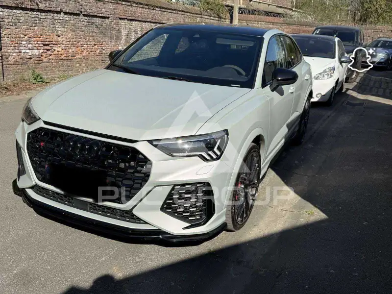 2023 Audi RSQ3