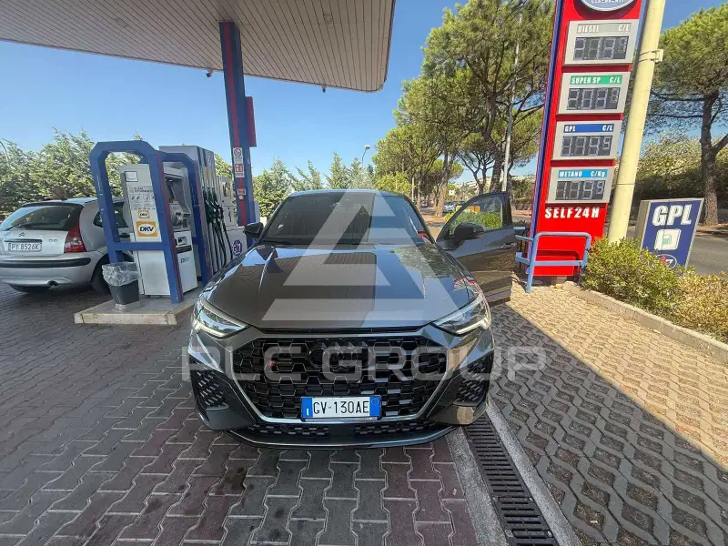 2023 Audi RSQ3