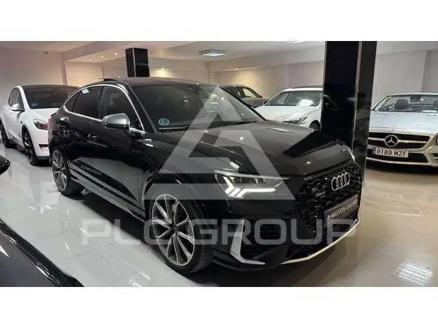 2023 Audi RSQ3