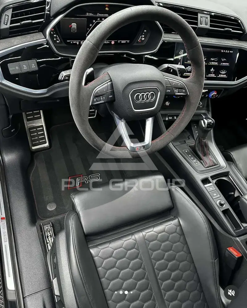 2023 Audi RSQ3