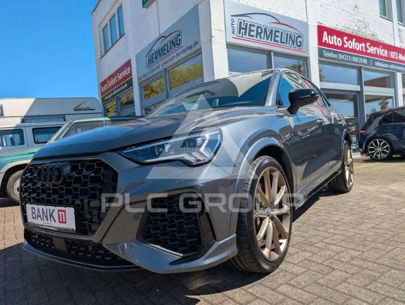 2023 Audi RSQ3