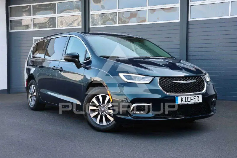 2023 Chrysler PACIFICA