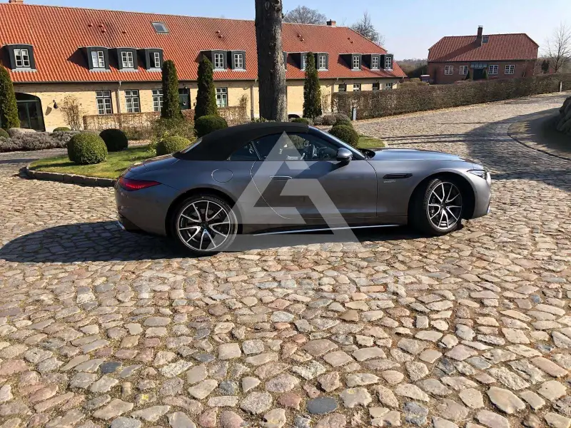 2023 Mercedes Benz SL 43 AMG
