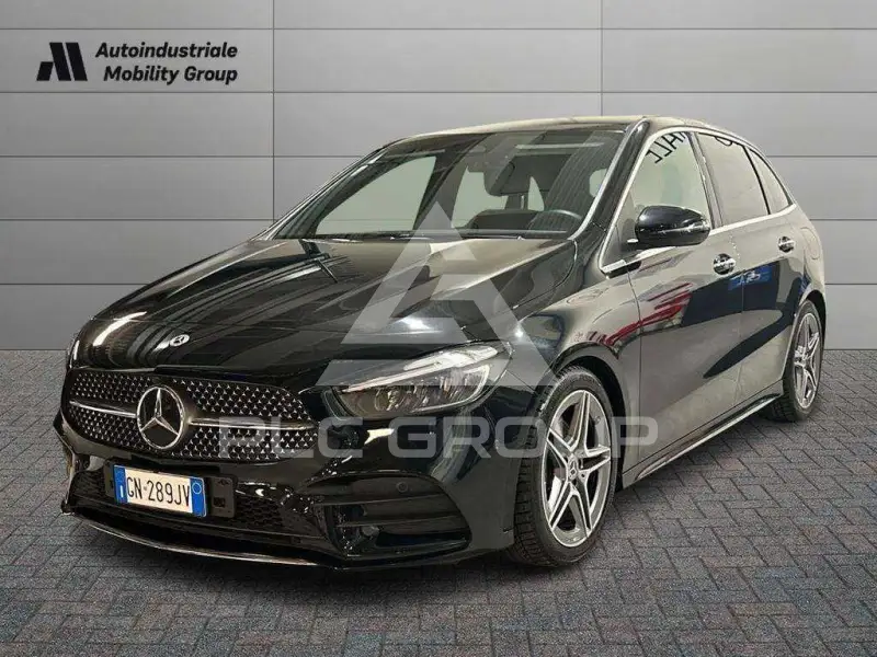 2023 Mercedes Benz B 200