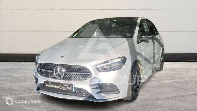 2023 Mercedes Benz B 200