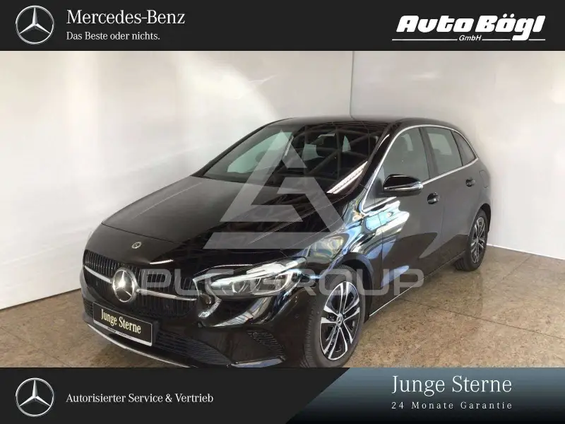 2023 Mercedes Benz B 200