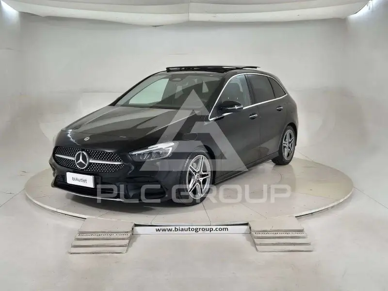 2023 Mercedes Benz B 200