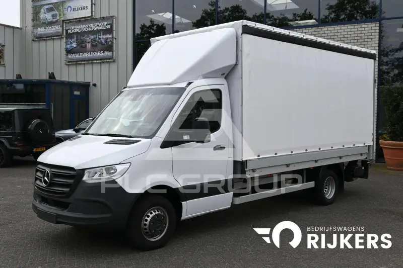 2023 Mercedes Benz Sprinter