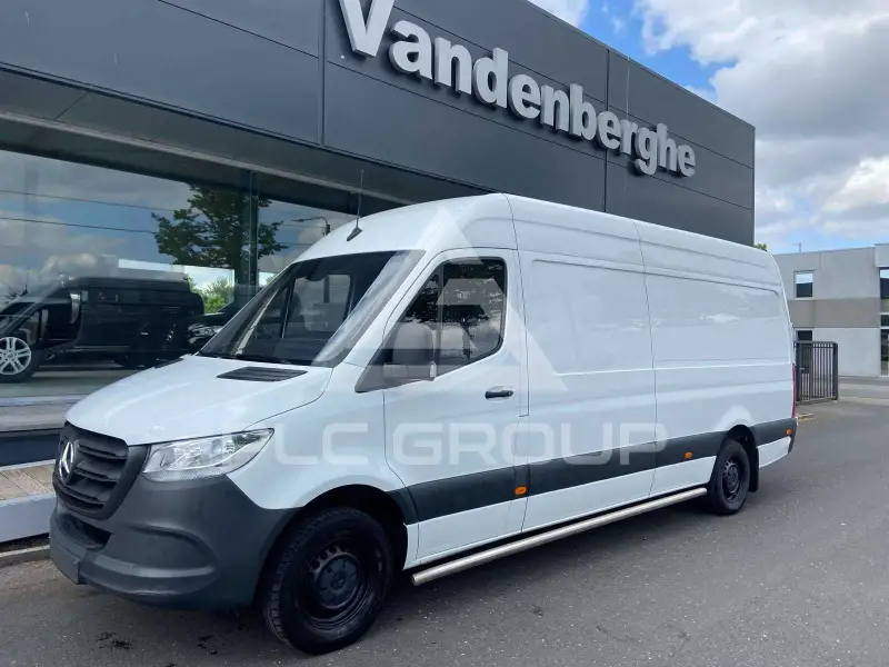 2023 Mercedes Benz Sprinter