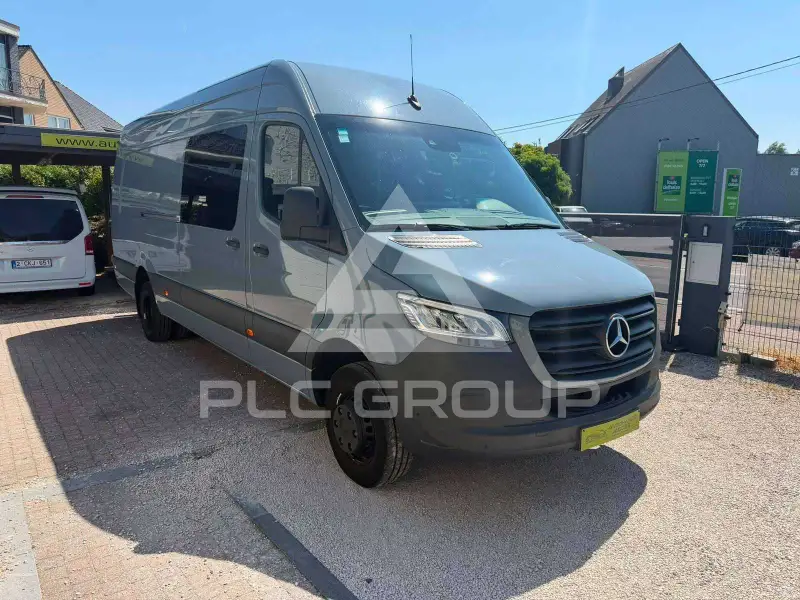 2023 Mercedes Benz Sprinter