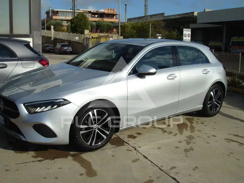 2023 Mercedes Benz A 180