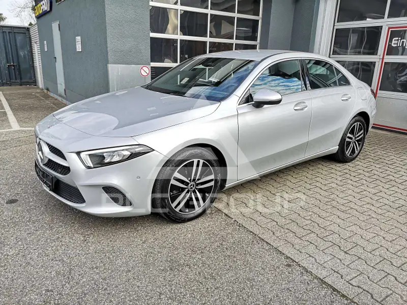 2023 Mercedes Benz A 180