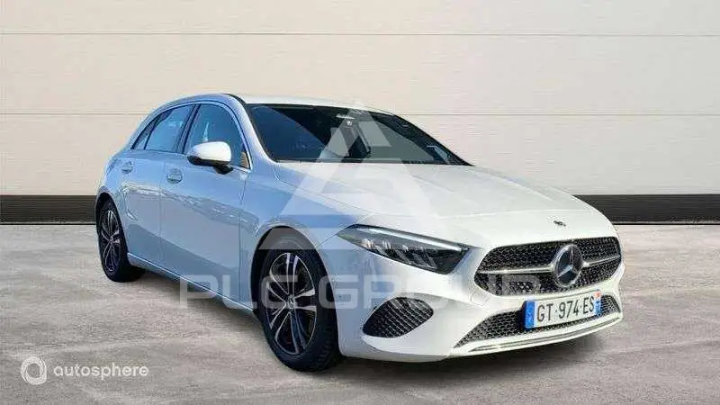 2023 Mercedes Benz A 180