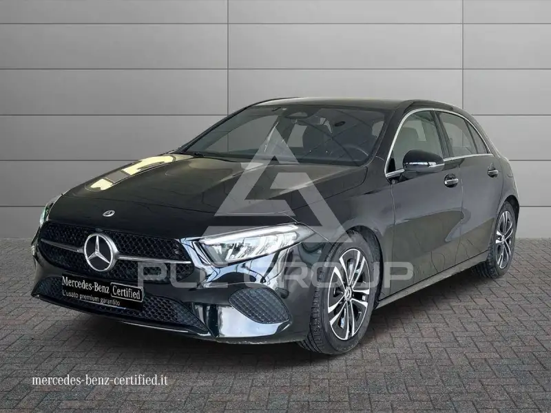 2023 Mercedes Benz A 180