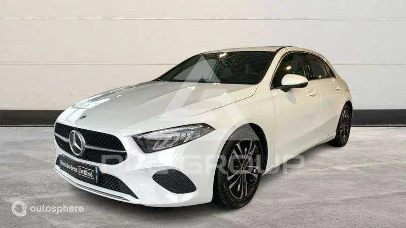 2023 Mercedes Benz A 180