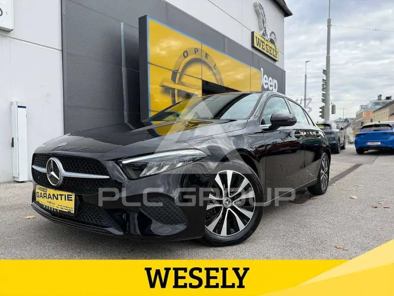 2023 Mercedes Benz A 180