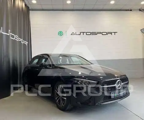 2025 Mercedes Benz A 180