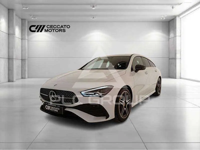 2023 Mercedes Benz CLA 200