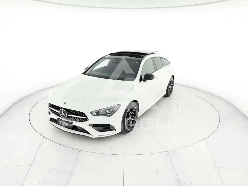 2023 Mercedes Benz CLA 200