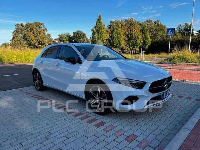 2023 Mercedes Benz A 250
