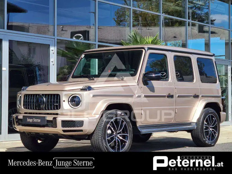 2023 Mercedes Benz G 400