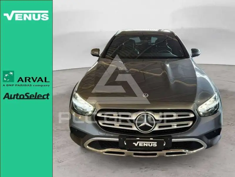2023 Mercedes Benz E 400