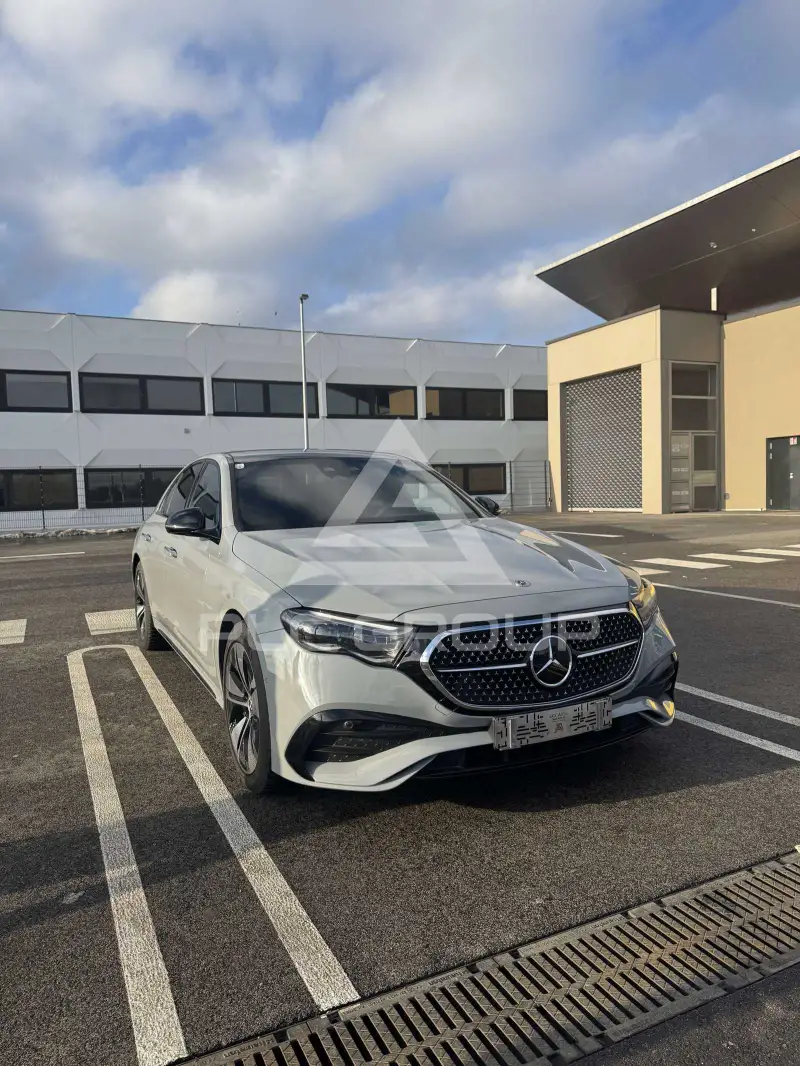 2023 Mercedes Benz E 300
