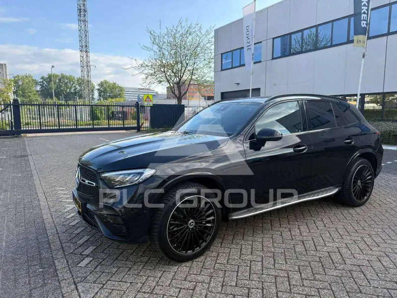 2023 Mercedes Benz GLC 300