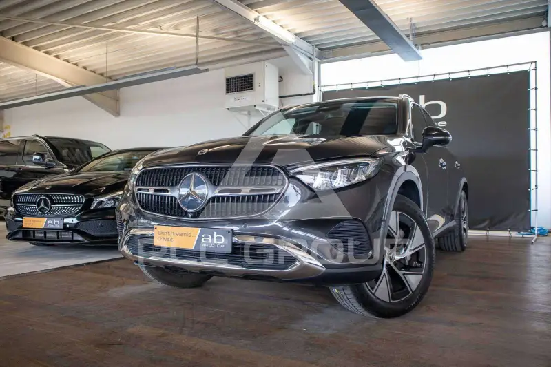 2023 Mercedes Benz GLC 300