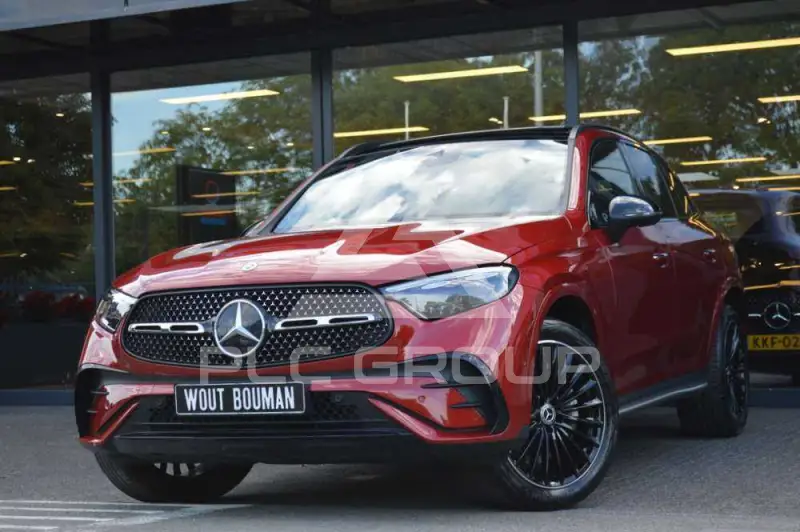 2023 Mercedes Benz GLC 300