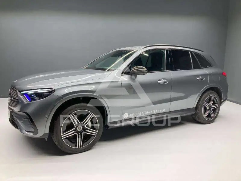 2023 Mercedes Benz GLC 300