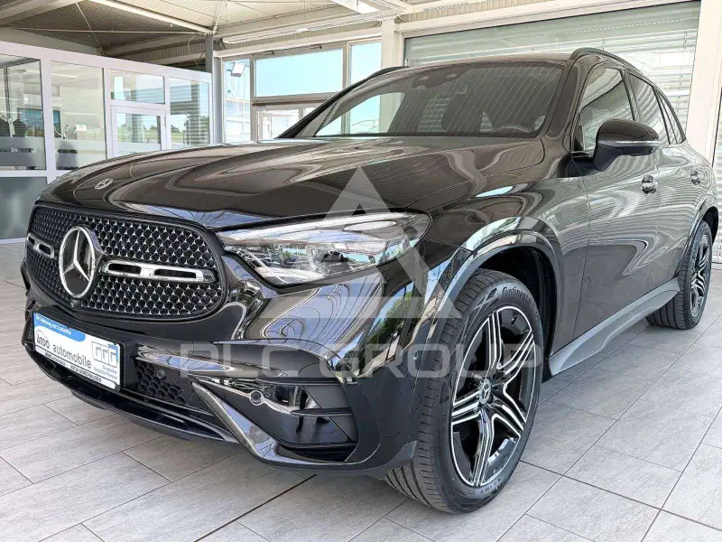 2023 Mercedes Benz GLC 300