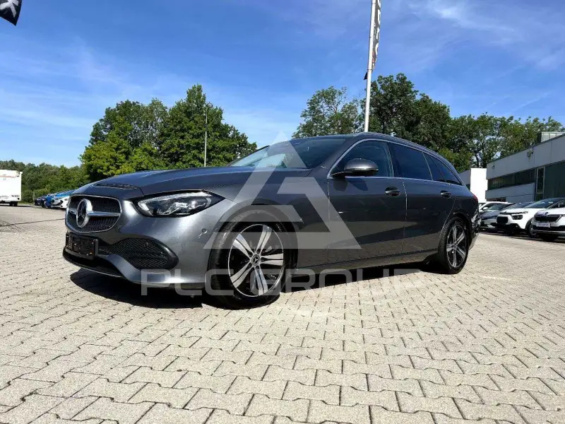 2023 Mercedes Benz C 220