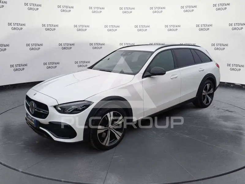 2023 Mercedes Benz C 220