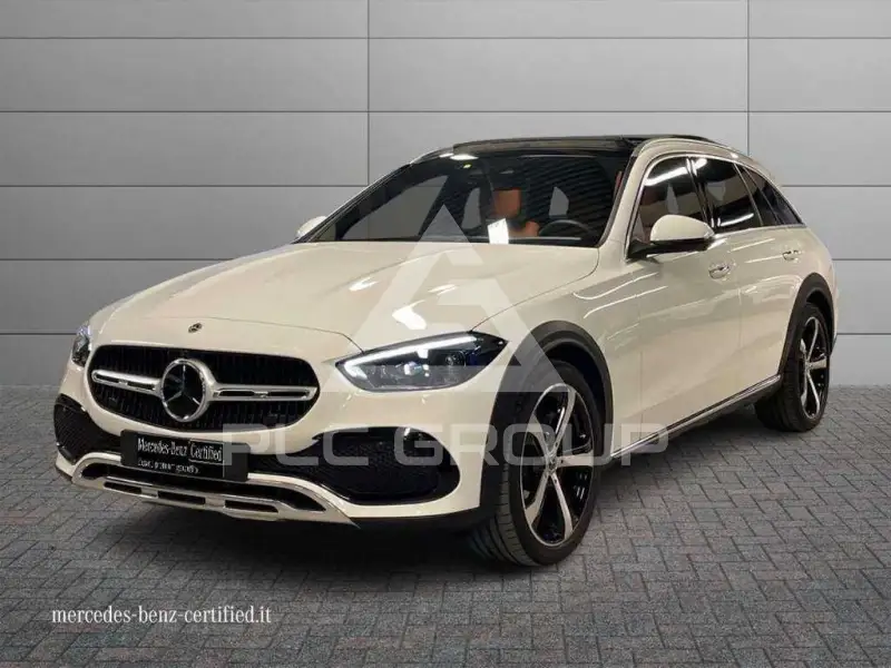 2023 Mercedes Benz C 220