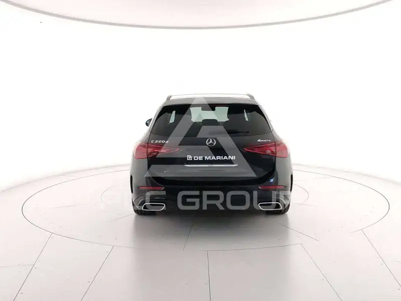 2023 Mercedes Benz C 220