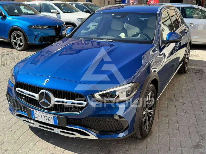 2023 Mercedes Benz C 220