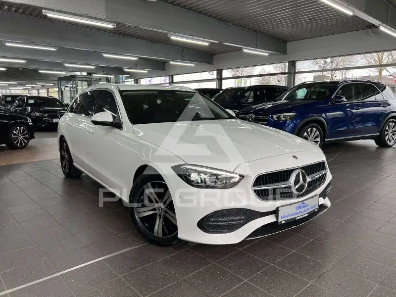 2023 Mercedes Benz C 220