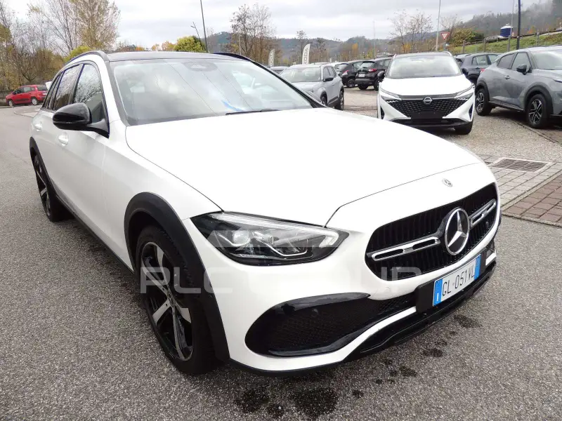 2023 Mercedes Benz C 220