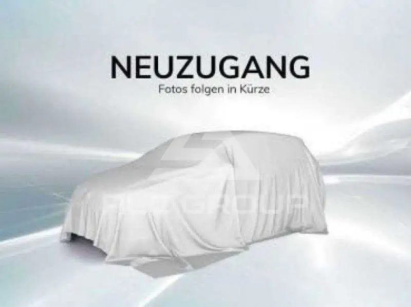 2023 Mercedes Benz C 220