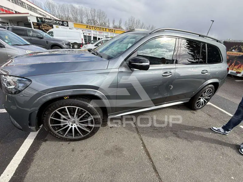 2023 Mercedes Benz GLS 400