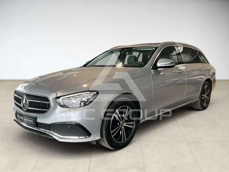 2023 Mercedes Benz E 220