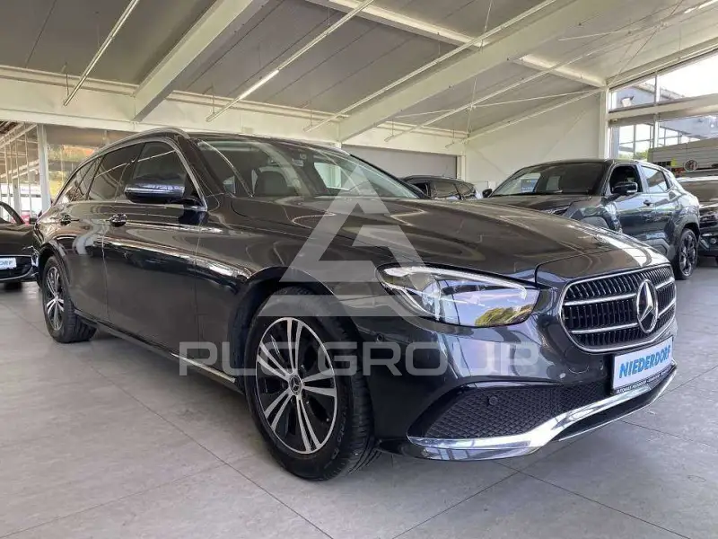 2023 Mercedes Benz E 220