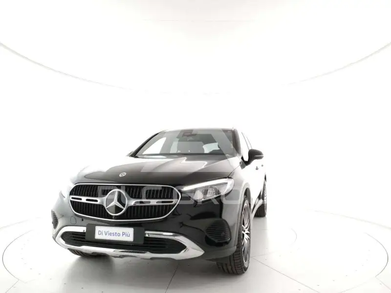 2023 Mercedes Benz GLC 200