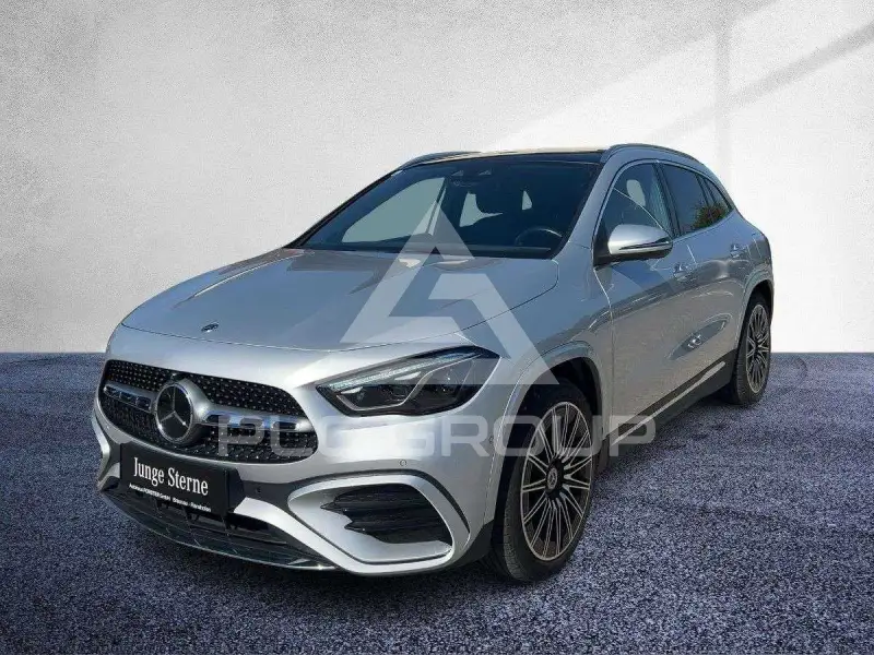 2023 Mercedes Benz GLA 200