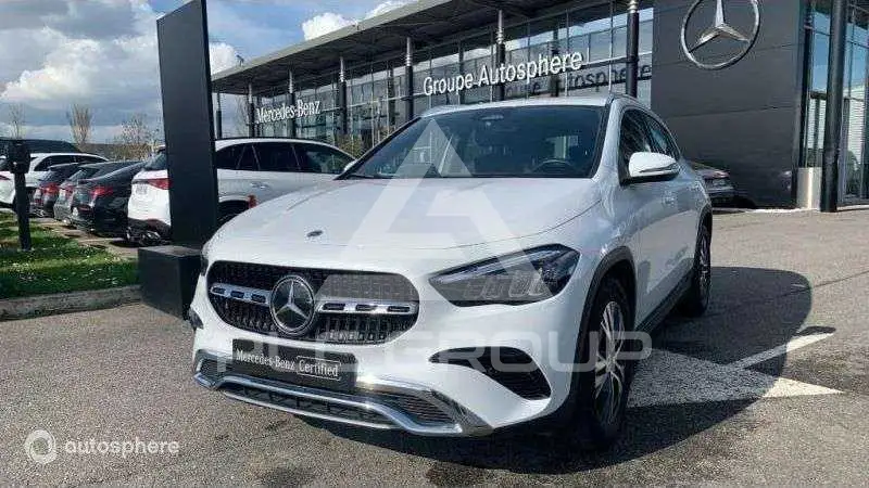 2023 Mercedes Benz GLA 200