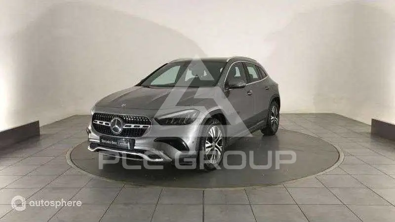 2023 Mercedes Benz GLA 200
