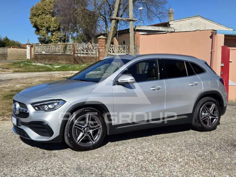 2023 Mercedes Benz GLA 200